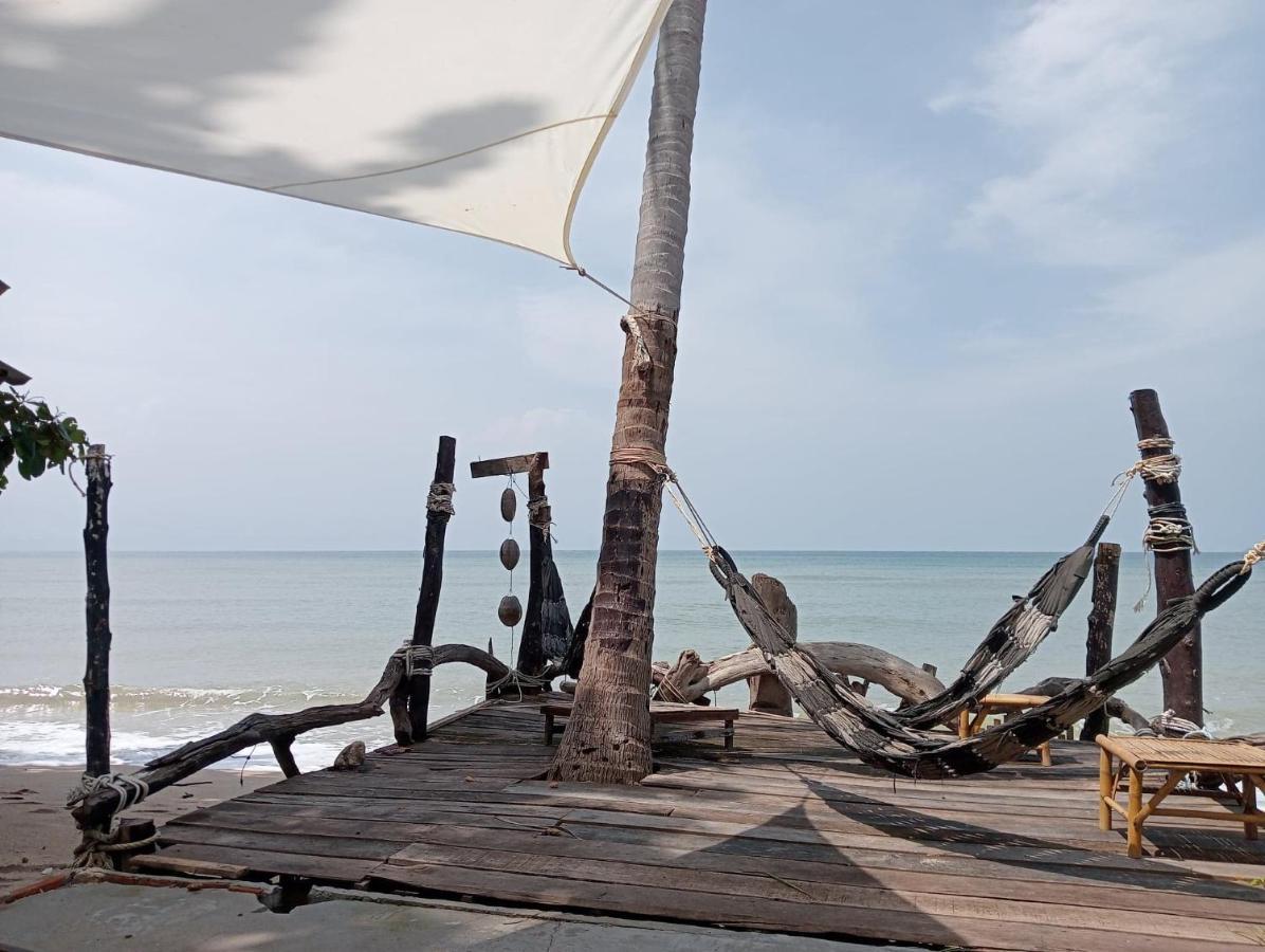 Scandinavian Beach Resort Koh Lanta Exterior foto
