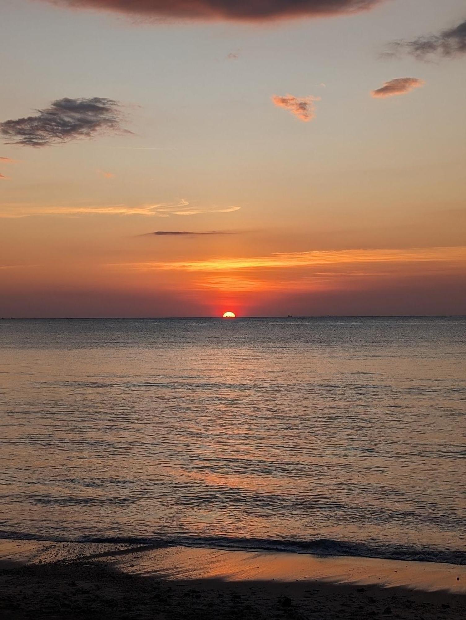 Scandinavian Beach Resort Koh Lanta Exterior foto